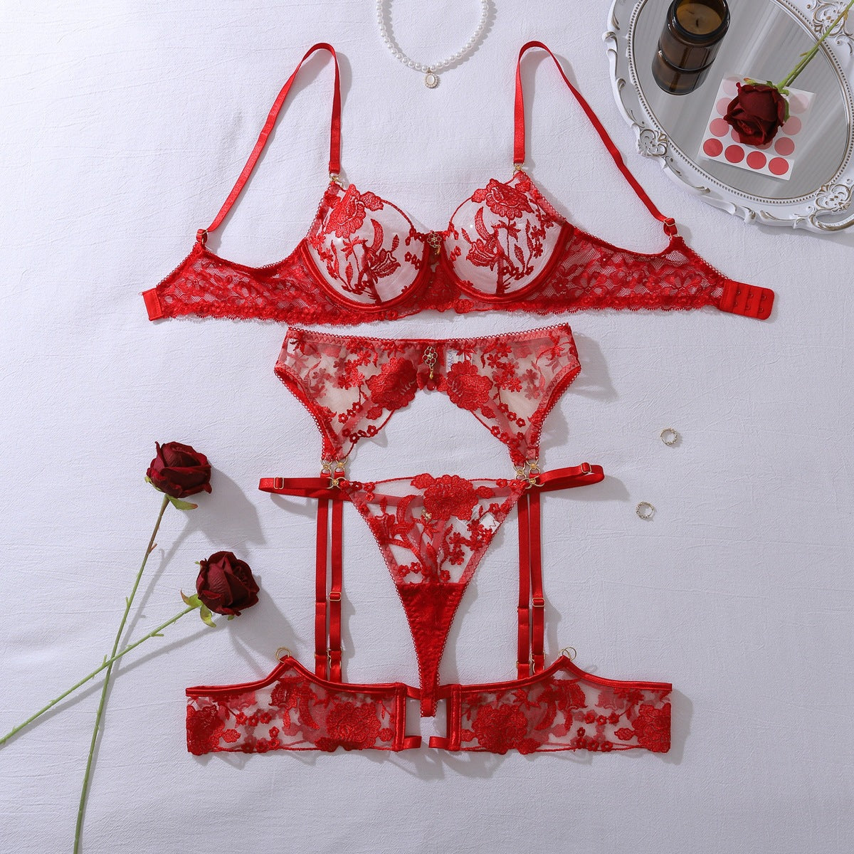 Emira Bloom Lace Lingerie Set