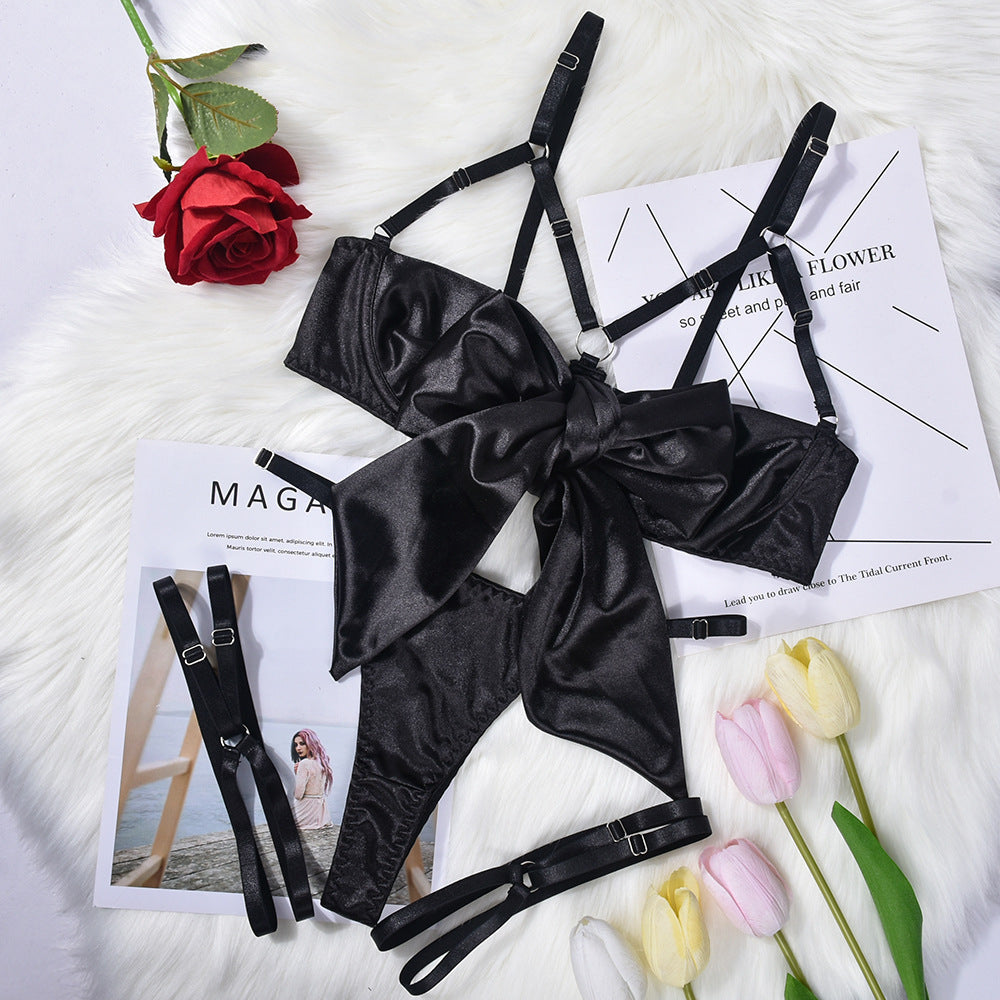 Emira Valentine Lingerie Set