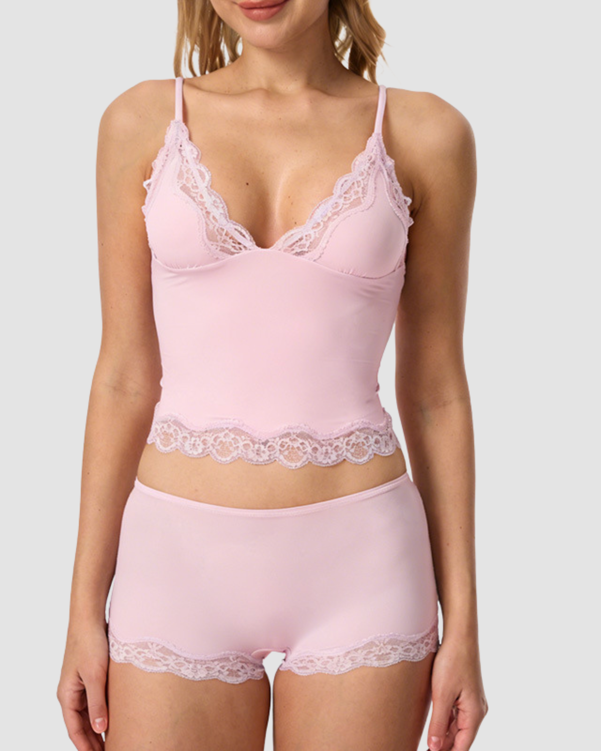 Emira Classic Lingerie Set